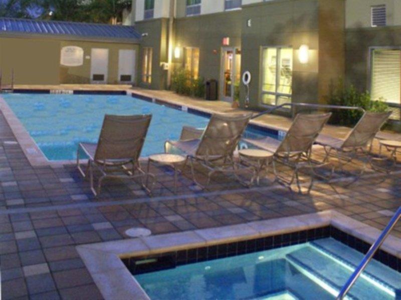 Fairfield Inn&Suites Fort Lauderdale Airport&Cruise Port Dania Beach Extérieur photo